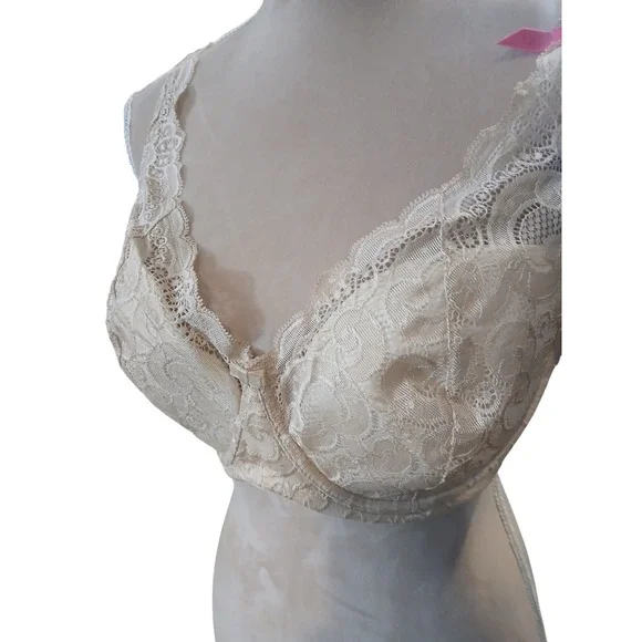 Playtex Love My Curves Lift Bra 40DD Beige Lace Plunge Neckline Stretch Cups - Picture 2 of 9